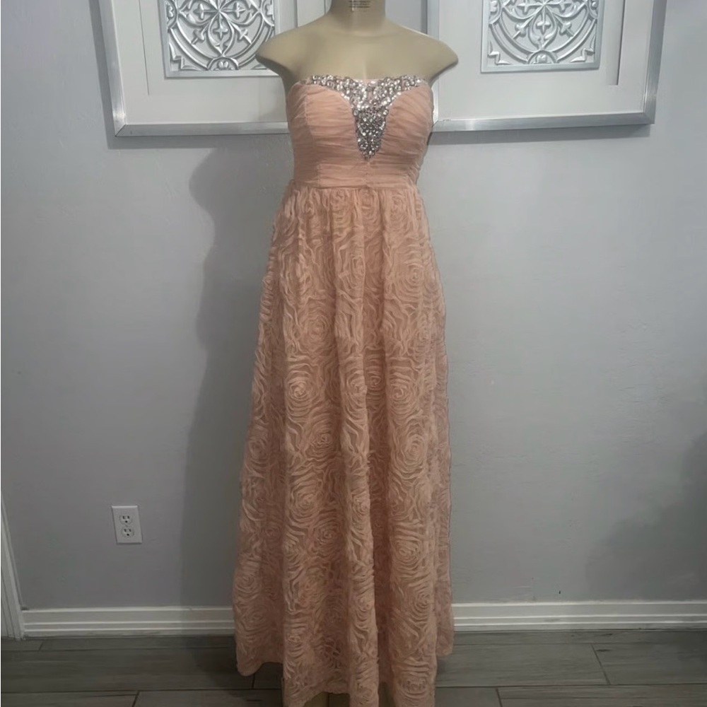 Trixxi Apricot Pink Strapless Rosette Jeweled Prom Formal Dress Size 15